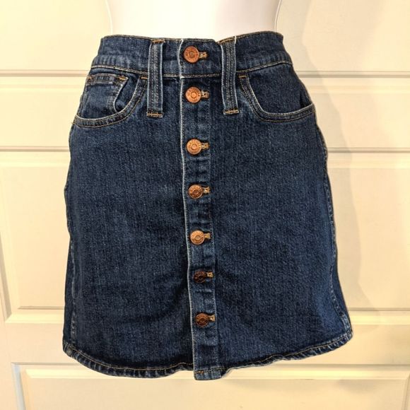 Madewell Jean Skirt with Brass Button Detail - Picture 2 of 3